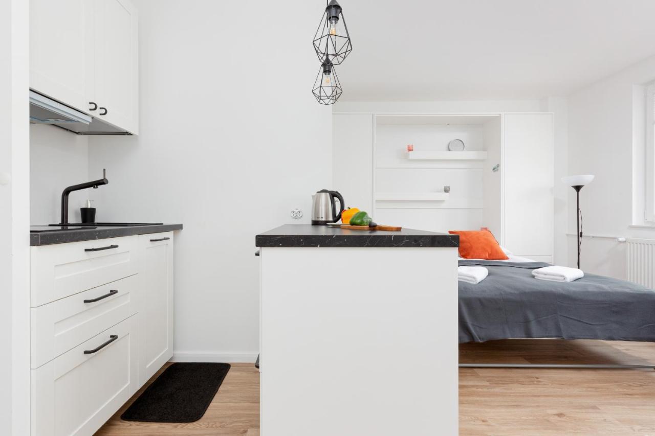 Studio Apartment Ochota Siemienskiego By Noclegi Renters ワルシャワ エクステリア 写真