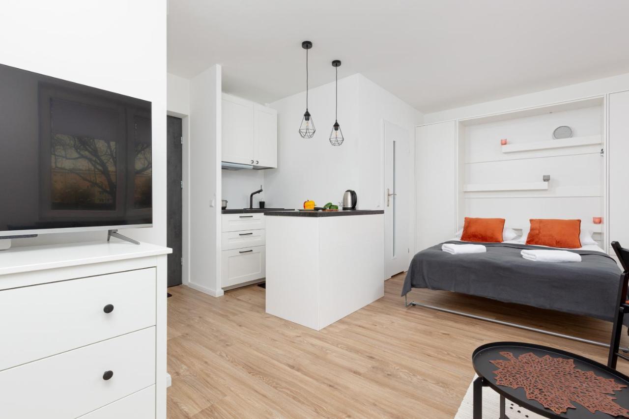 Studio Apartment Ochota Siemienskiego By Noclegi Renters ワルシャワ エクステリア 写真