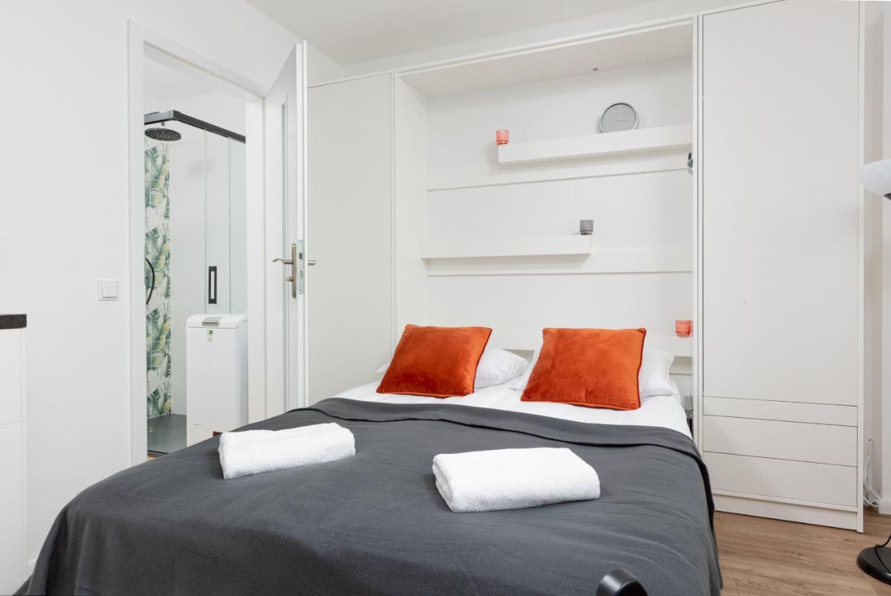 Studio Apartment Ochota Siemienskiego By Noclegi Renters ワルシャワ エクステリア 写真